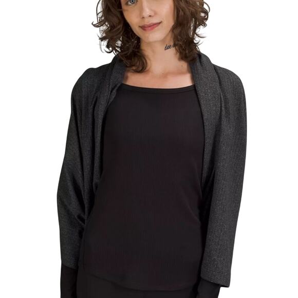 Lululemon Scarf Wrap Shrug Heathered Black Grey - Picture 4 of 8